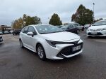 Toyota Corolla 2022 Valkoinen