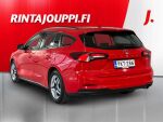 Ford Focus 2022 Punainen