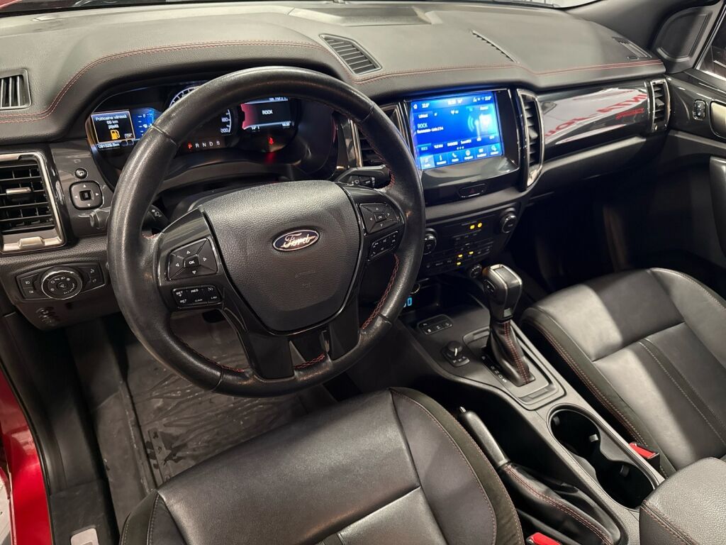 Ford Ranger 2022 Punainen