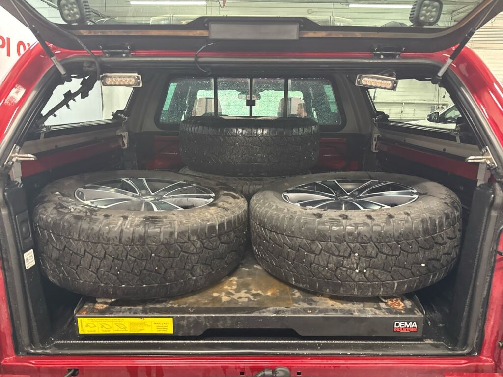 Ford Ranger 2022 Punainen