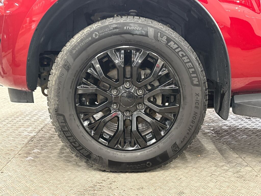 Ford Ranger 2022 Punainen