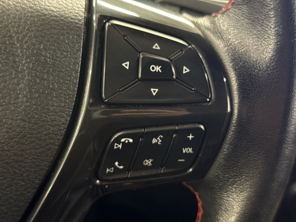 Ford Ranger 2022 Punainen