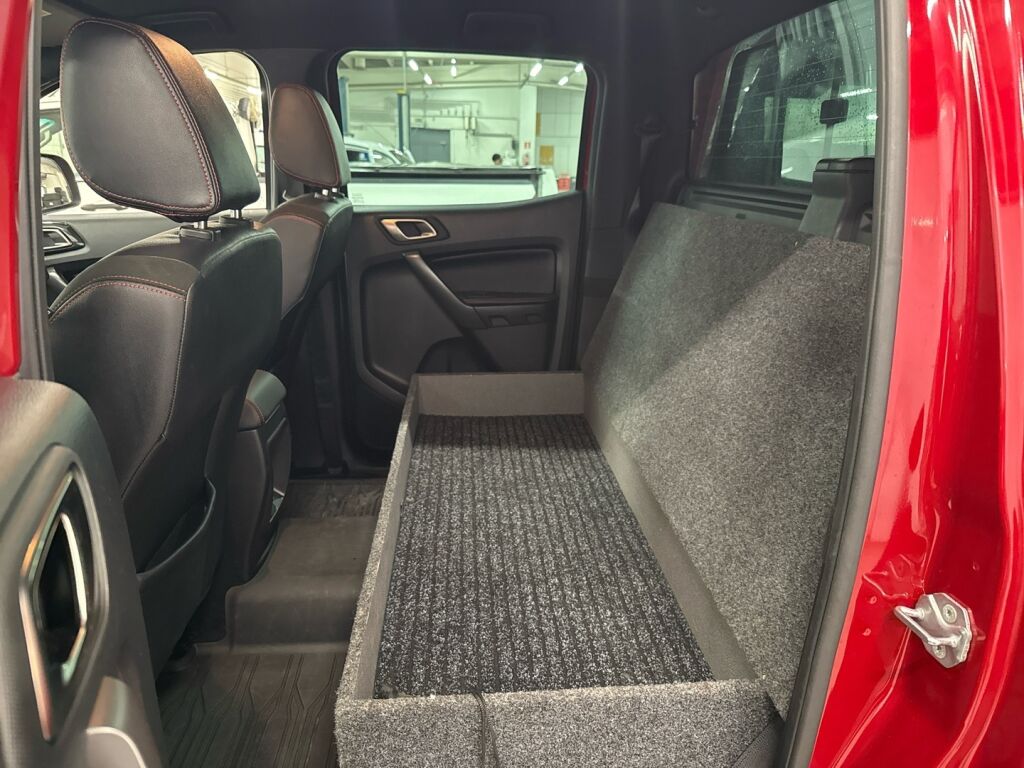 Ford Ranger 2022 Punainen