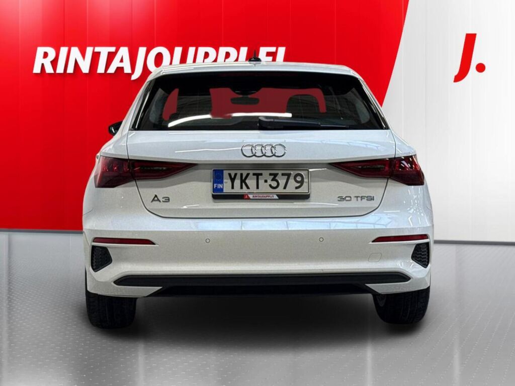 Audi A3 2022 Valkoinen
