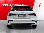 Audi A3 2022 Valkoinen