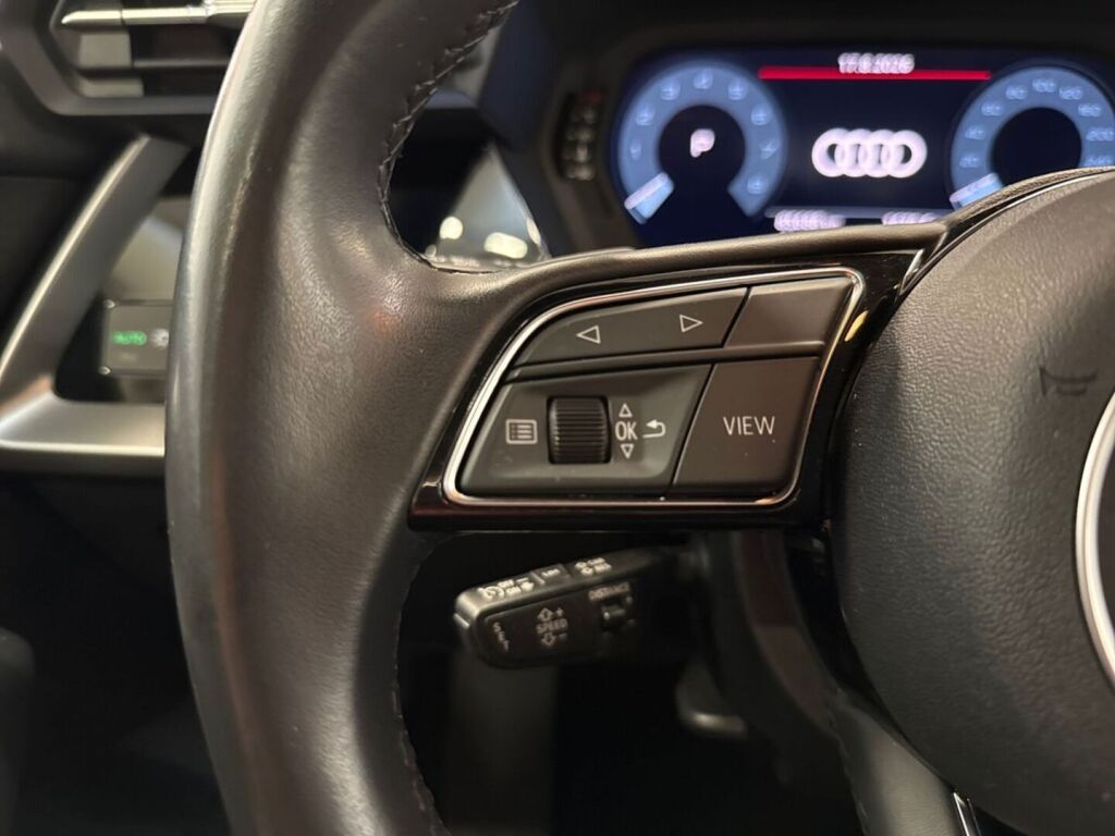 Audi A3 2022 Valkoinen
