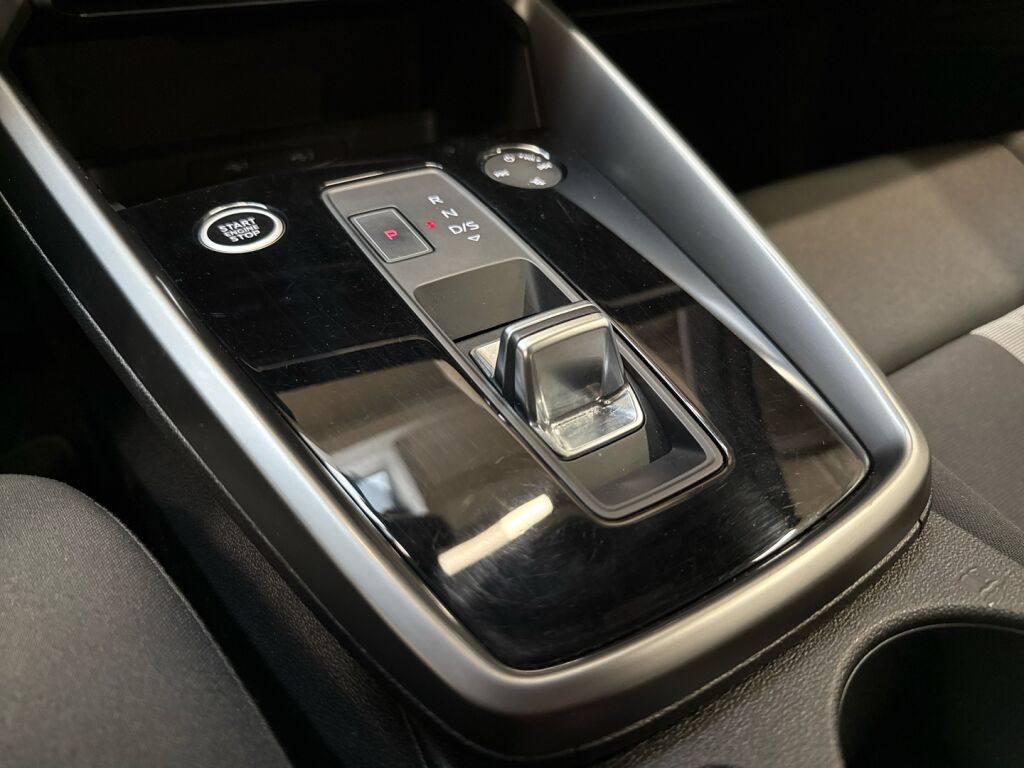 Audi A3 2022 Valkoinen