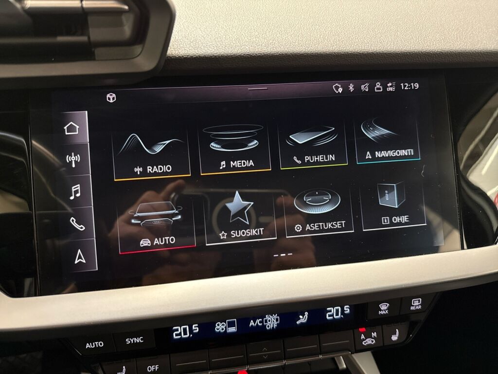 Audi A3 2022 Valkoinen