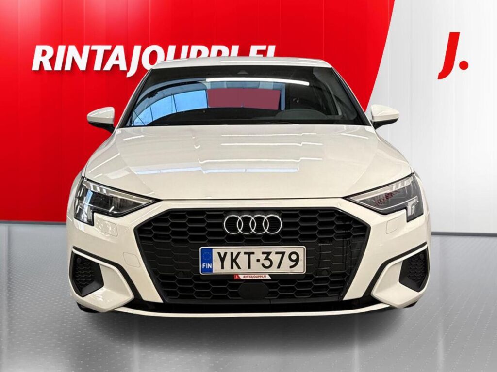 Audi A3 2022 Valkoinen