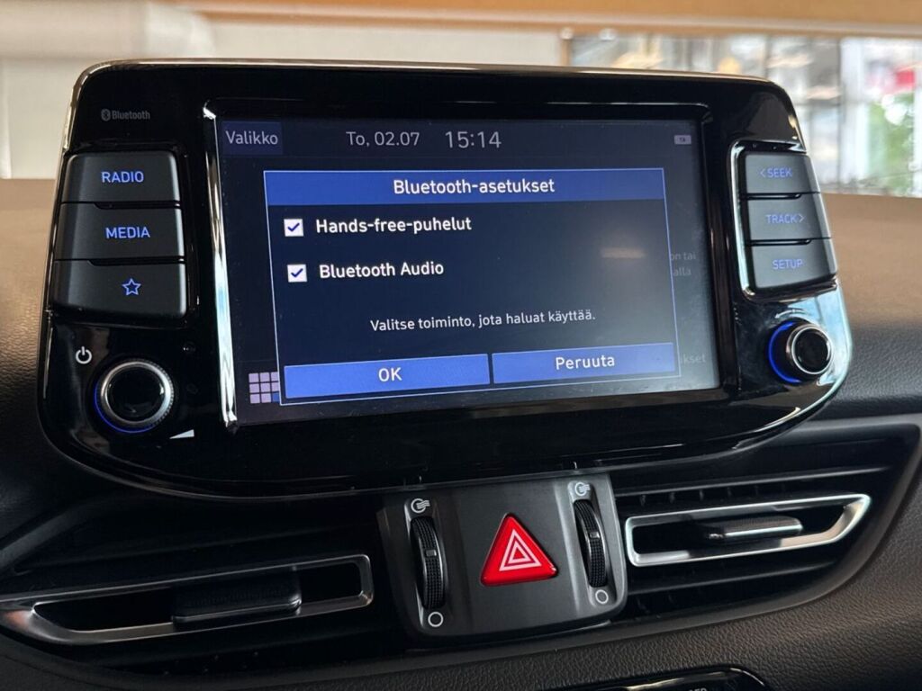 Hyundai i30 Wagon 2022 Punainen