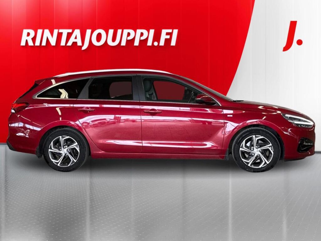 Hyundai i30 Wagon 2022 Punainen