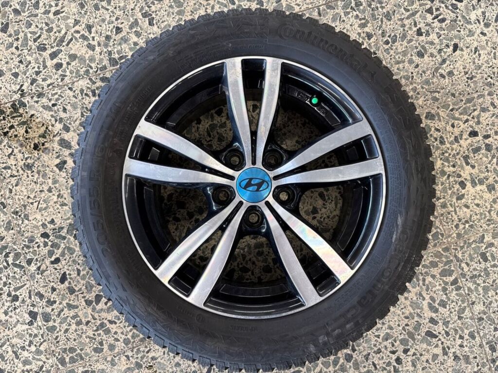 Hyundai i30 Wagon 2022 Punainen