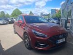 Hyundai i30 Wagon 2022 Punainen