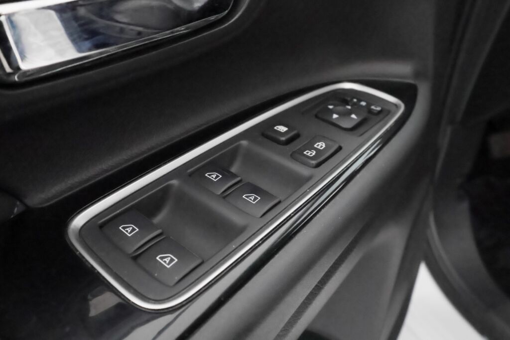 Mitsubishi Outlander PHEV 2019 Valkoinen