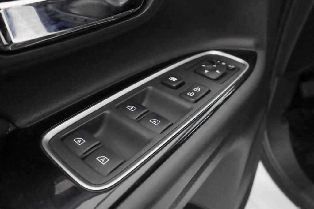 Mitsubishi Outlander PHEV 2019 Valkoinen