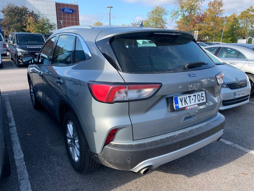 Ford Kuga 2021 Harmaa