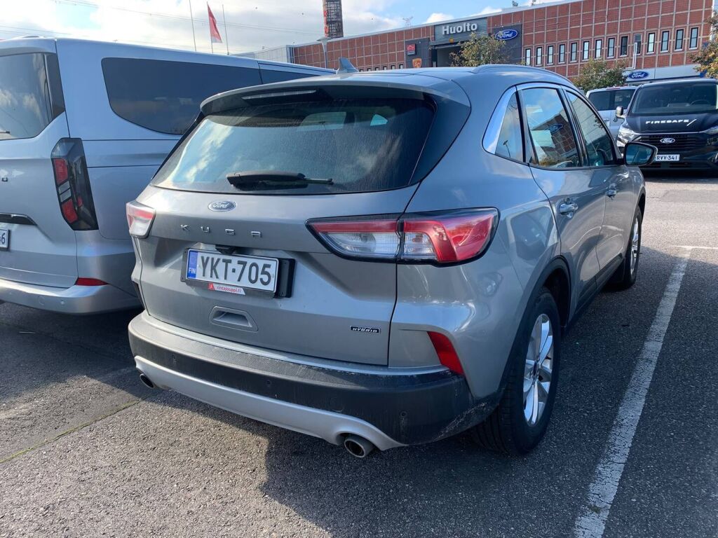 Ford Kuga 2021 Harmaa