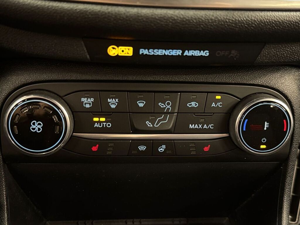 Ford Fiesta 2022 Harmaa