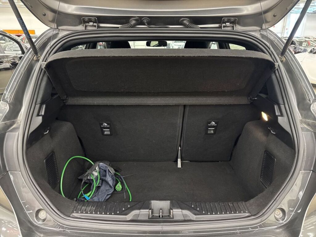 Ford Fiesta 2022 Harmaa
