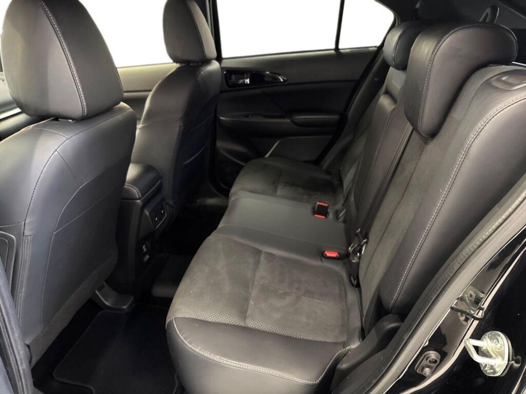 Mitsubishi Eclipse Cross 2022 Musta