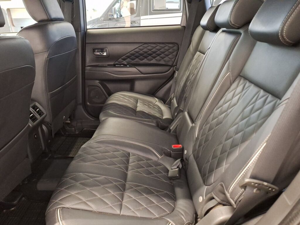 Mitsubishi Outlander PHEV 2020 Harmaa