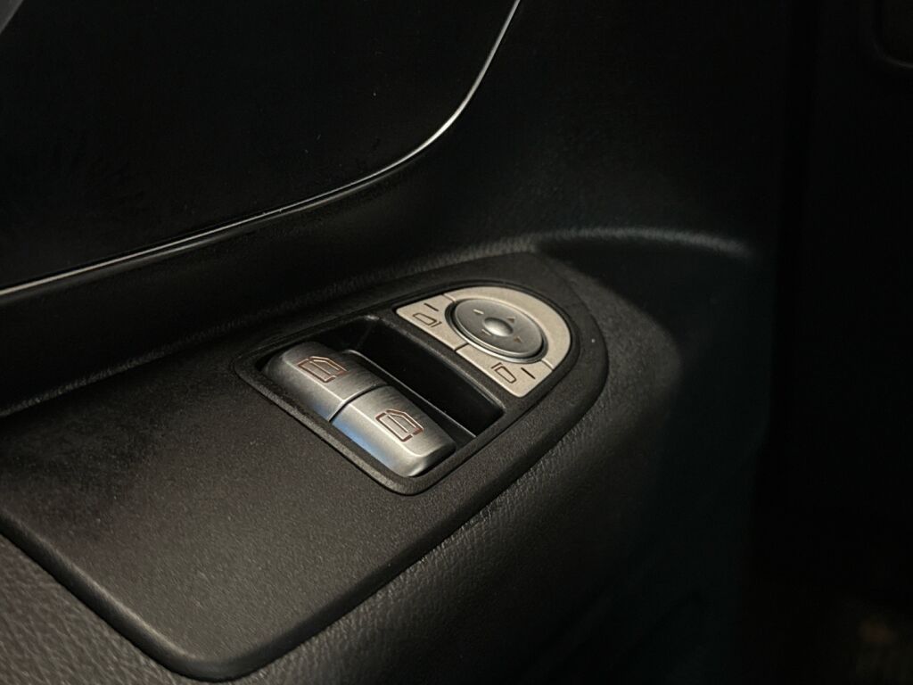 Mercedes-Benz Vito 2022 Valkoinen