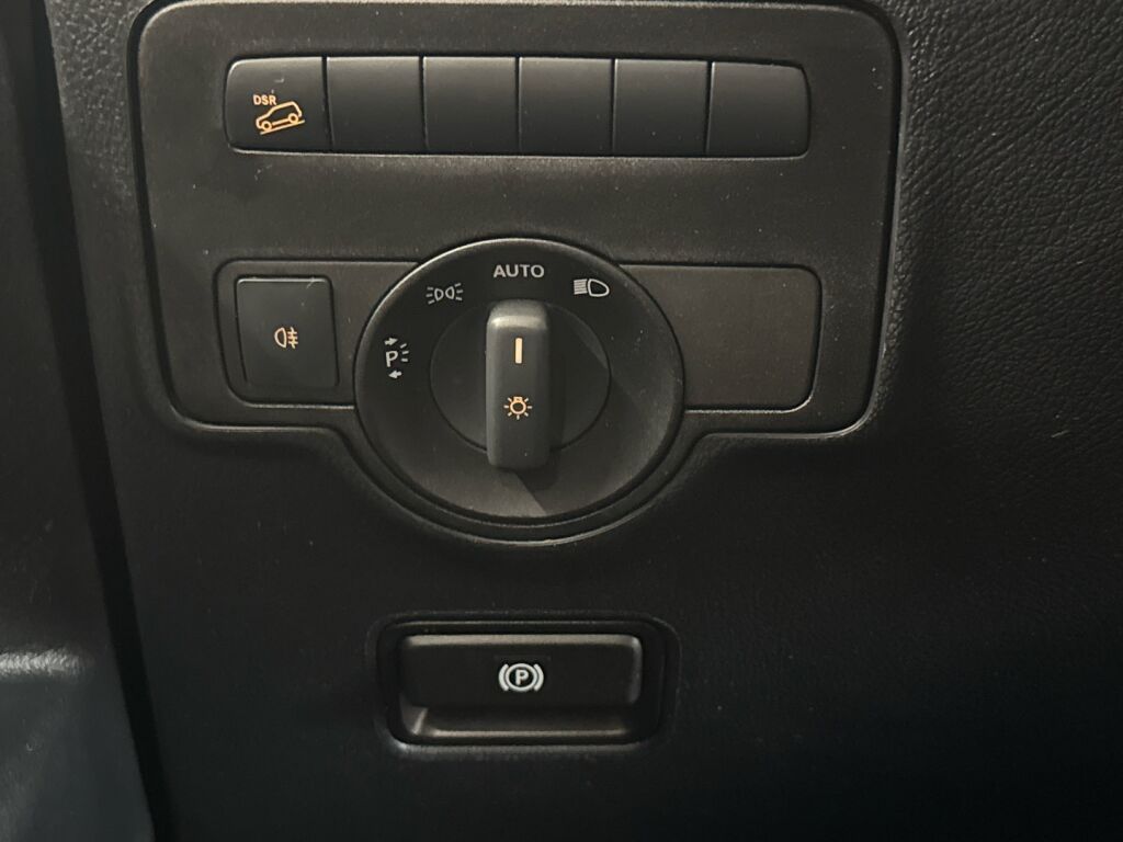 Mercedes-Benz Vito 2022 Valkoinen