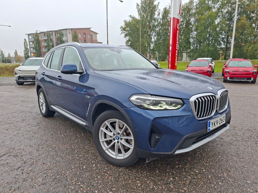 BMW X3 2022 Sininen
