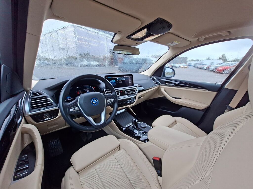 BMW X3 2022 Sininen