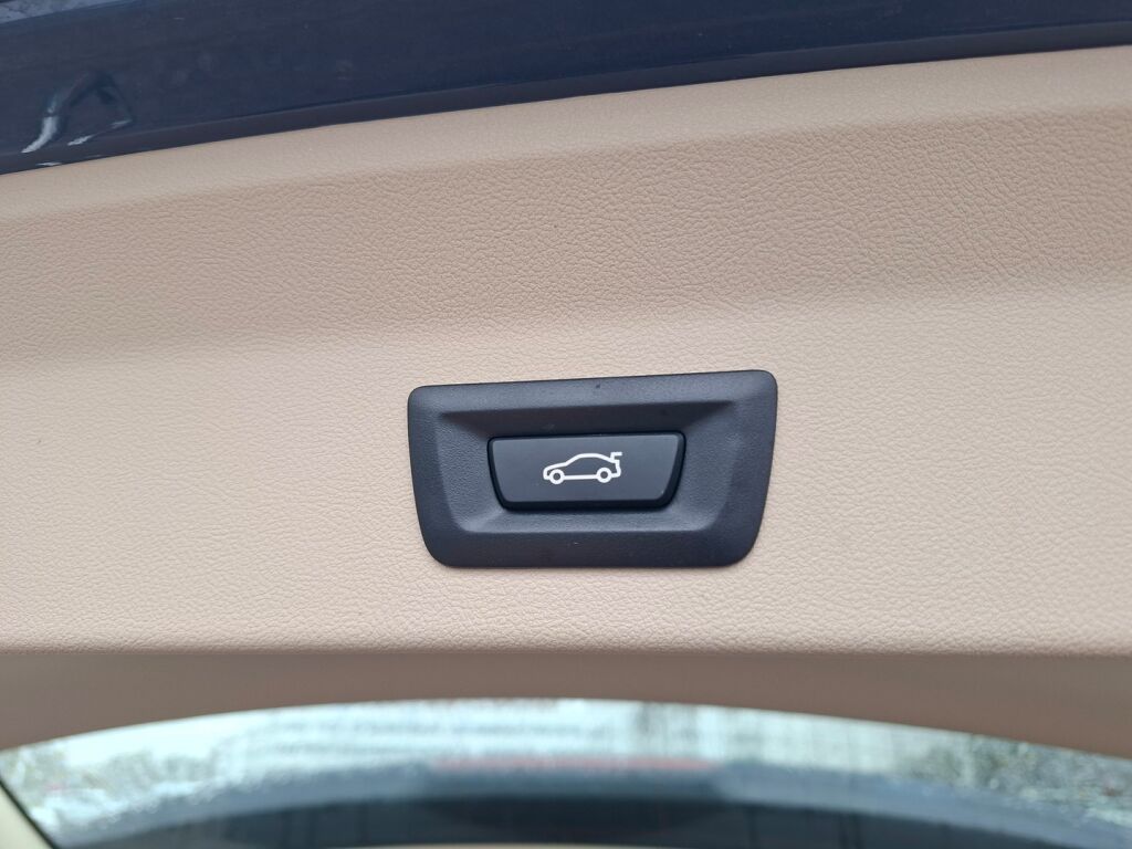 BMW X3 2022 Sininen