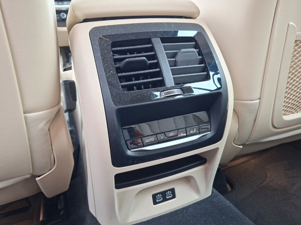 BMW X3 2022 Sininen
