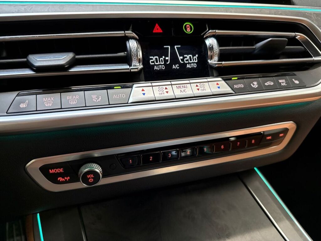 BMW X5 2022 Musta