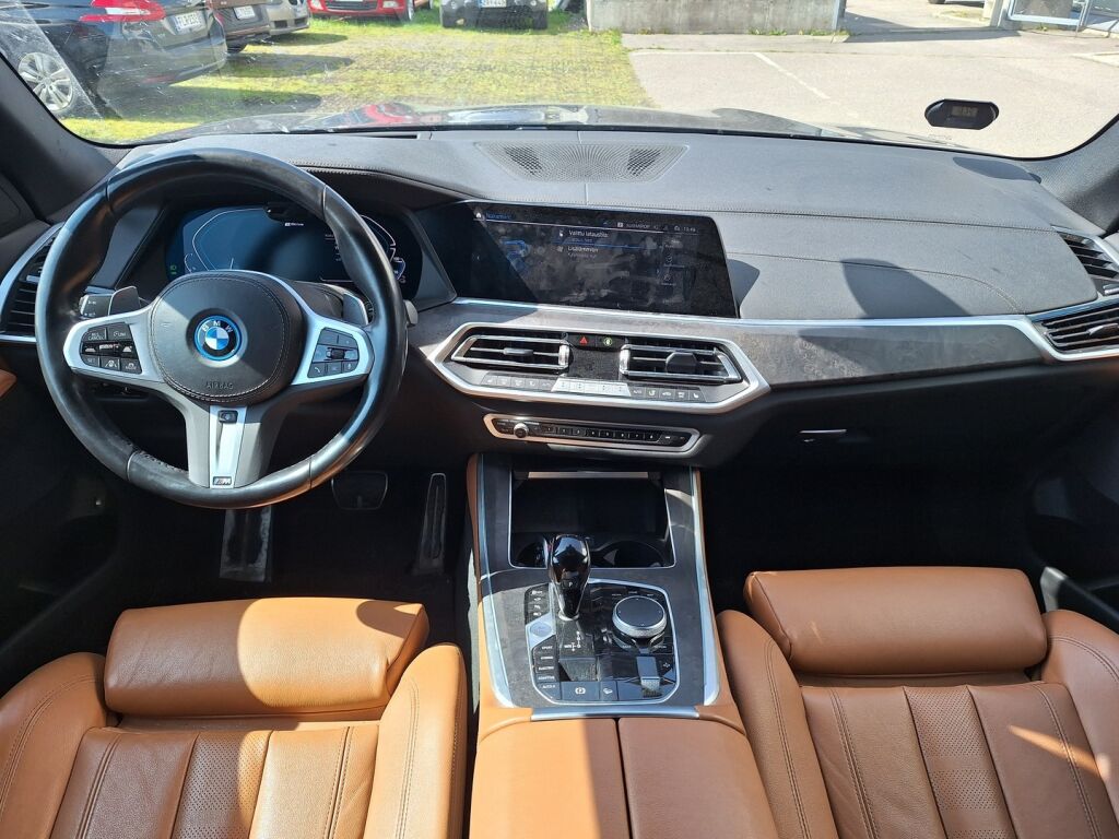 BMW X5 2022 Musta