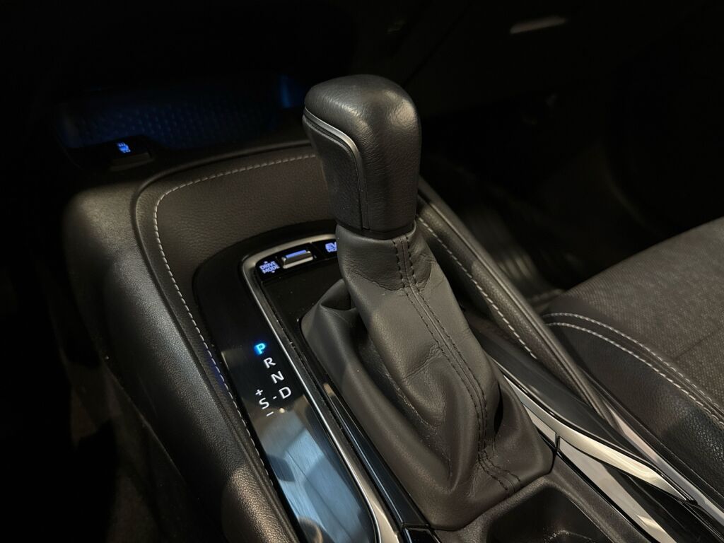 Toyota Corolla 2022 Sininen