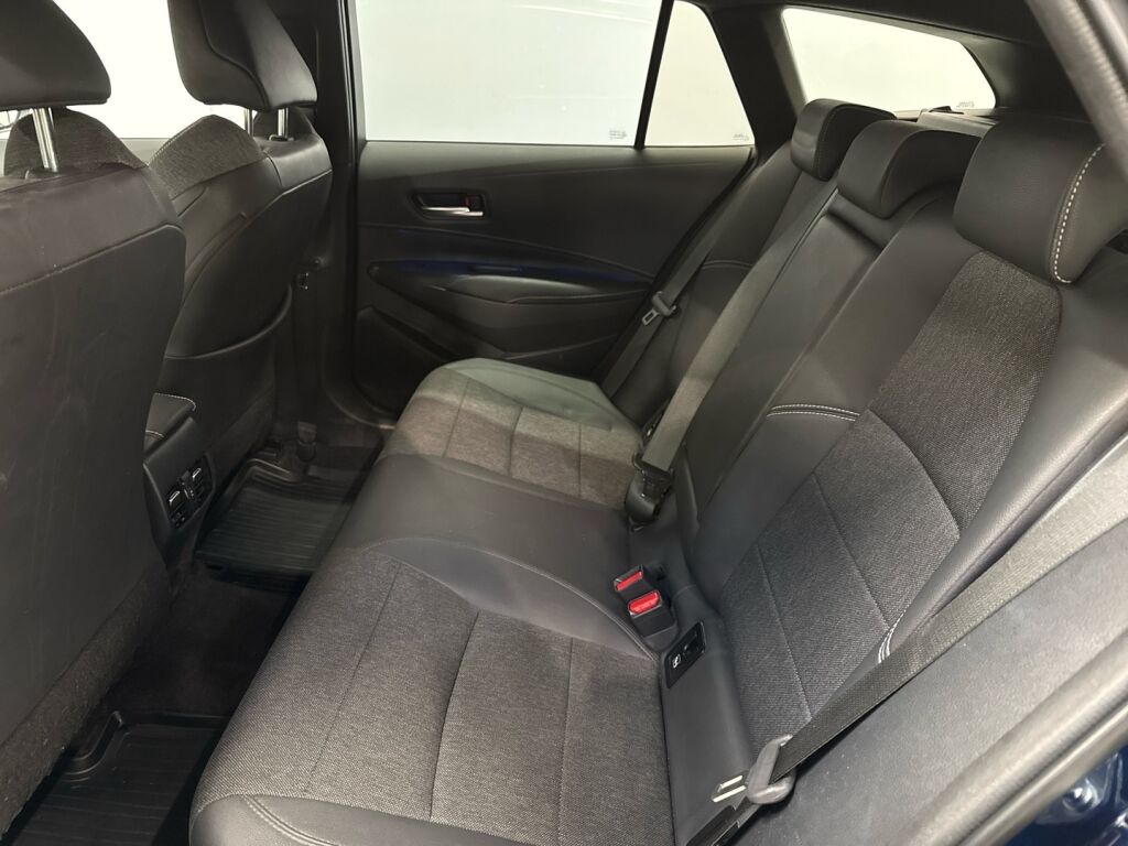 Toyota Corolla 2022 Sininen