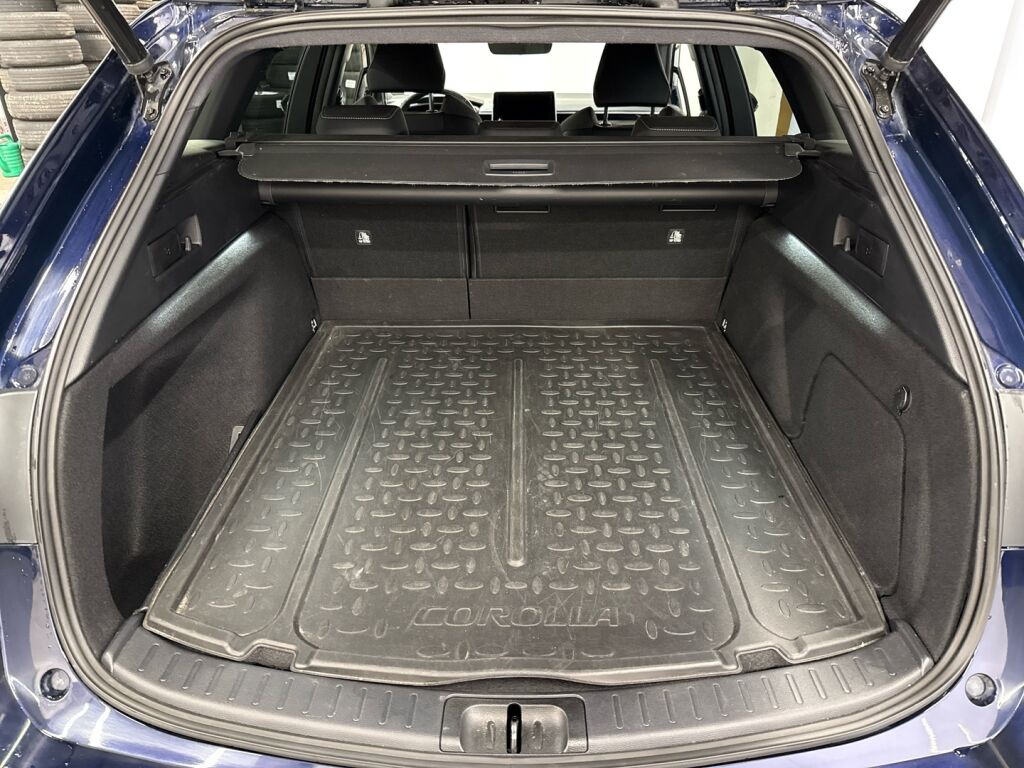 Toyota Corolla 2022 Sininen