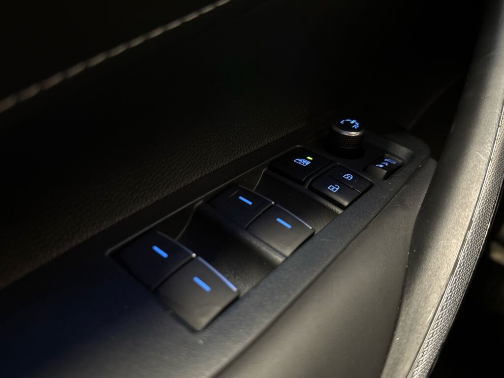 Toyota Corolla 2022 Sininen