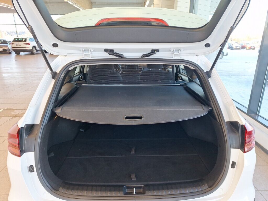 Kia Ceed 2022 Valkoinen