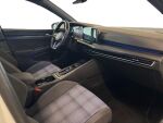Volkswagen Golf 2021 Valkoinen