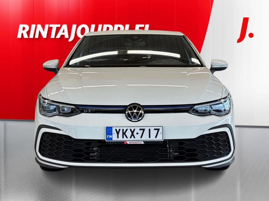 Volkswagen Golf 2021 Valkoinen