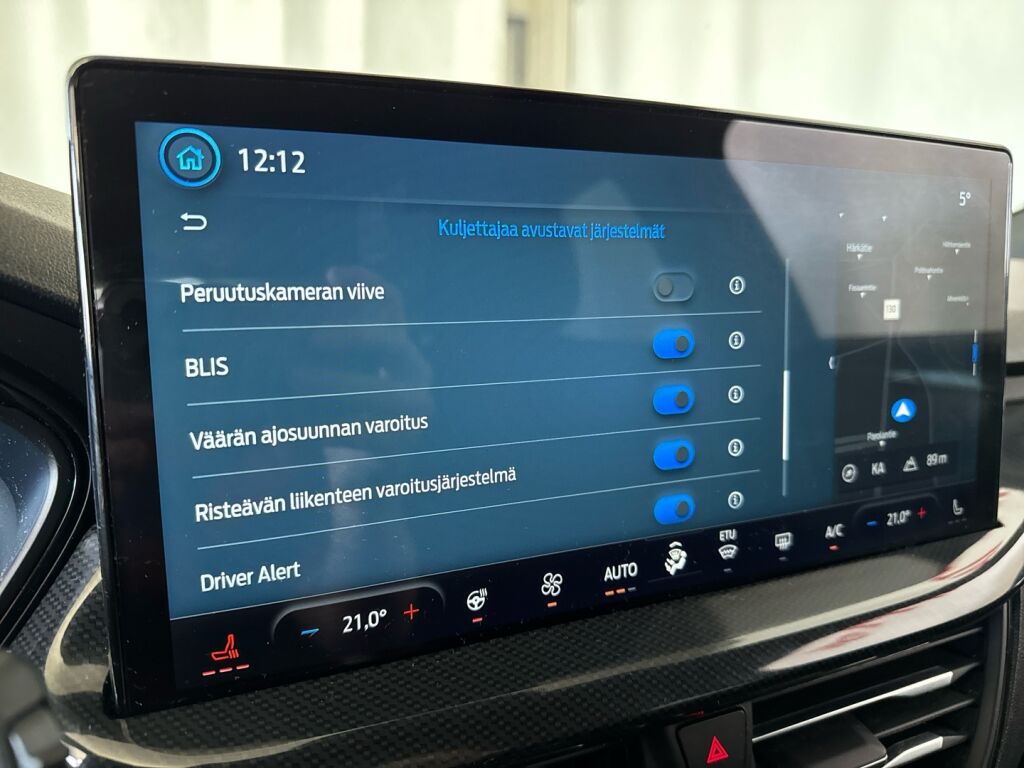 Ford Focus 2022 Musta