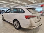Skoda Octavia 2022 Valkoinen
