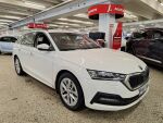 Skoda Octavia 2022 Valkoinen