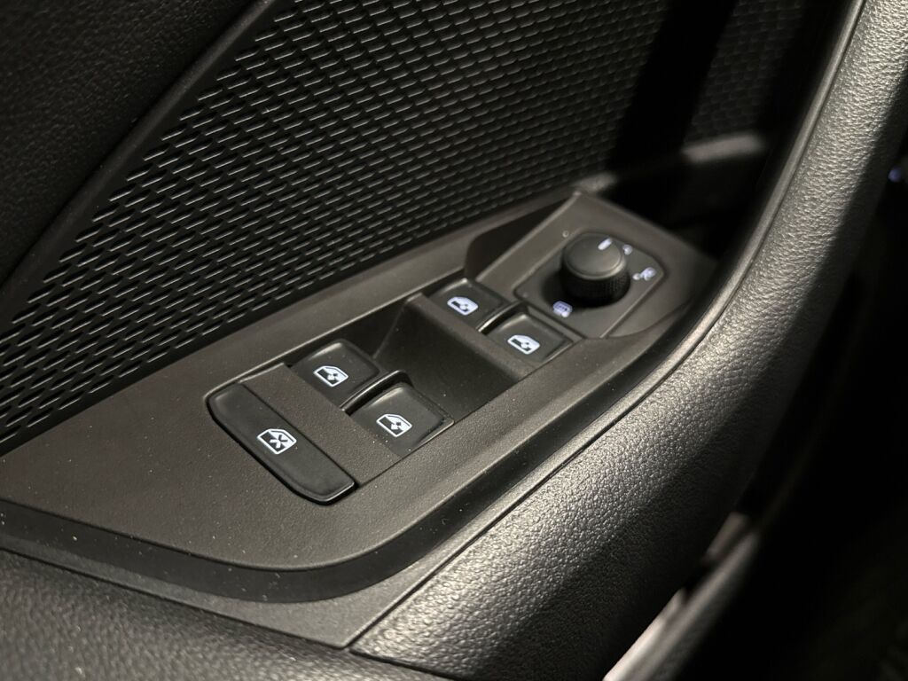 Skoda Octavia 2022 Valkoinen