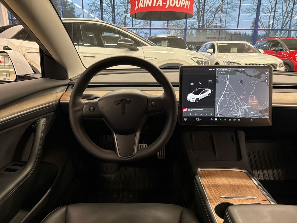 Tesla Model 3 2021 Valkoinen