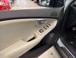 Volvo V40 Cross Country 2017 Sininen
