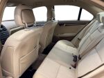 Mercedes-Benz C 2007 Ruskea (beige)
