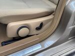 Mercedes-Benz C 2007 Ruskea (beige)