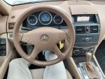 Mercedes-Benz C 2007 Ruskea (beige)