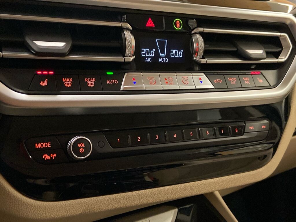 BMW X3 2022 Valkoinen